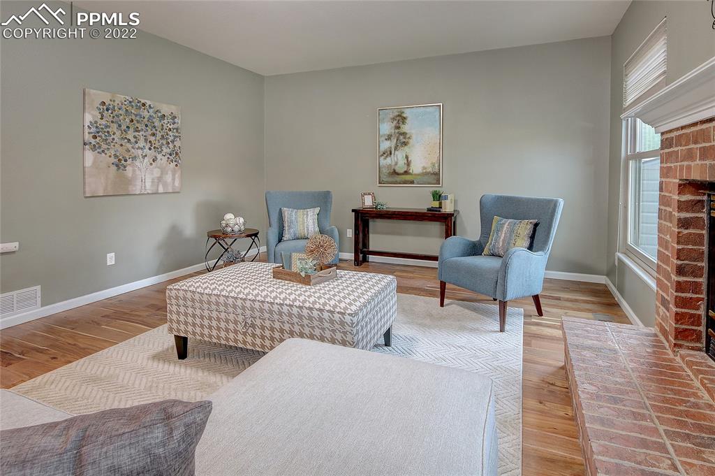 Listing 3399289, Image 16 of 50