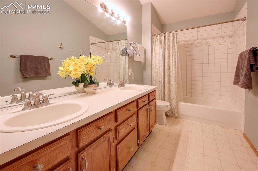 Listing 3399289, Image 32 of 50