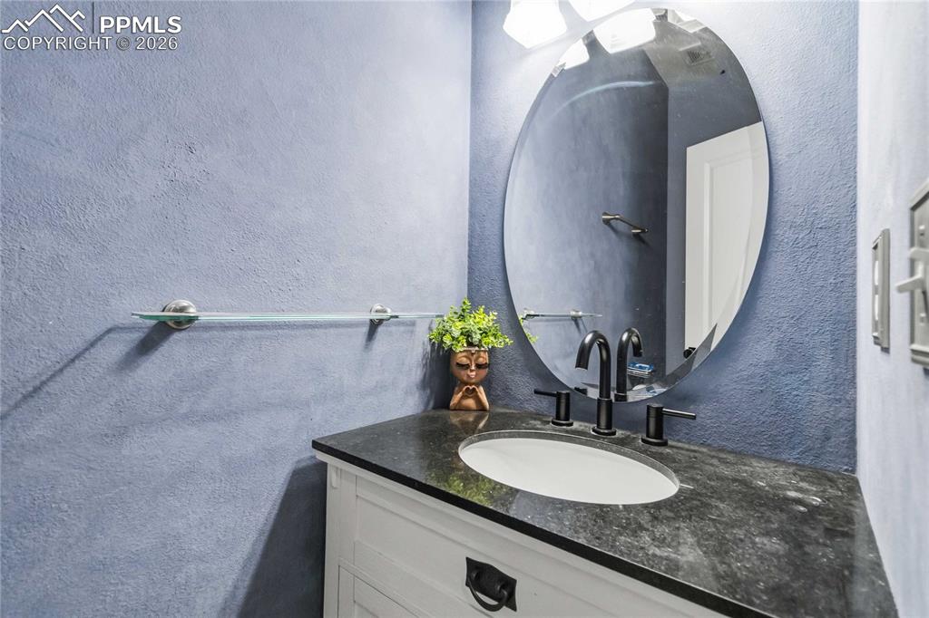 Image 16 of 43: Powder bath on main level.