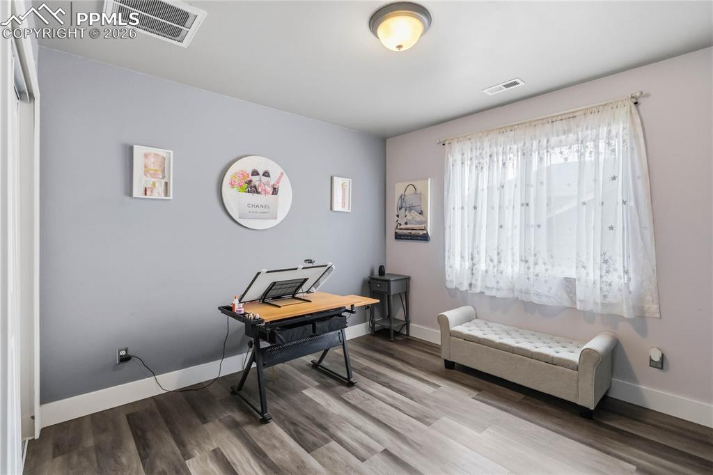 Image 29 of 43: 3rd upstairs bedroom