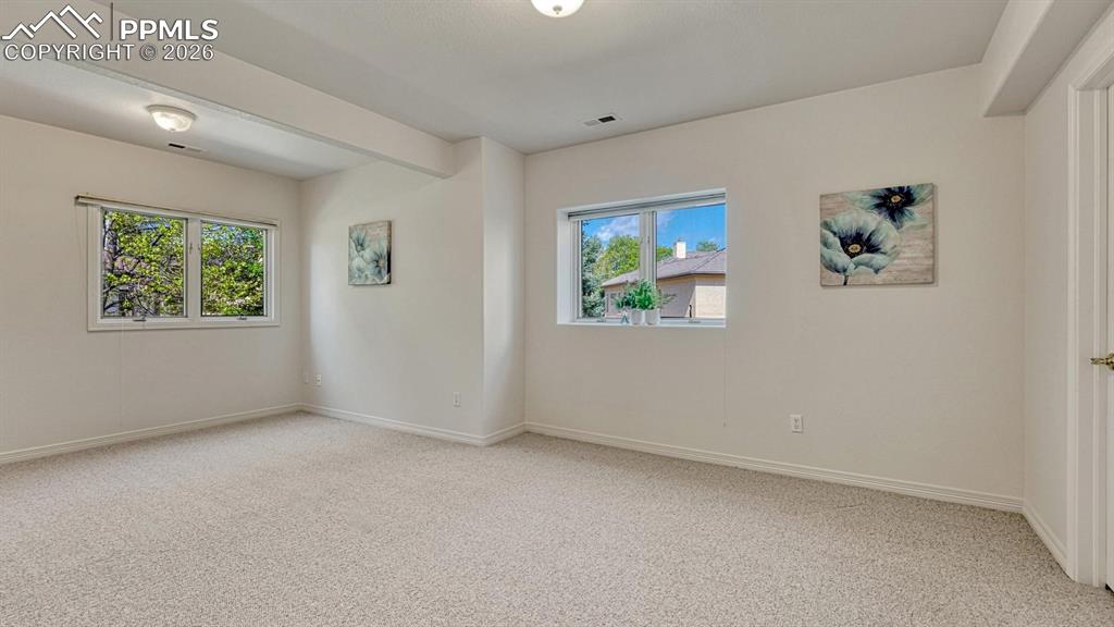 Image 28 of 38: Bedroom