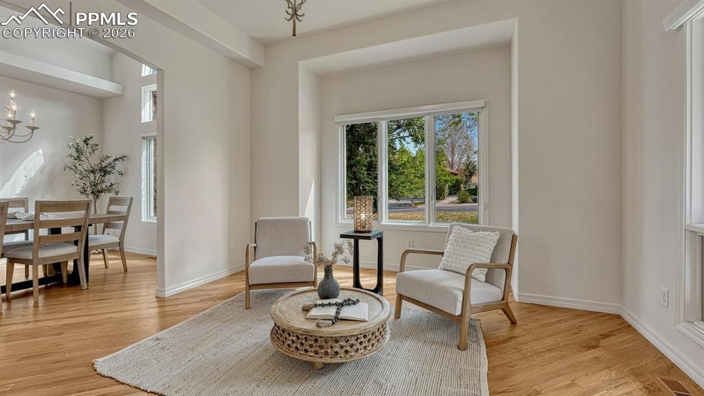 Image 5 of 38: Bonus Room