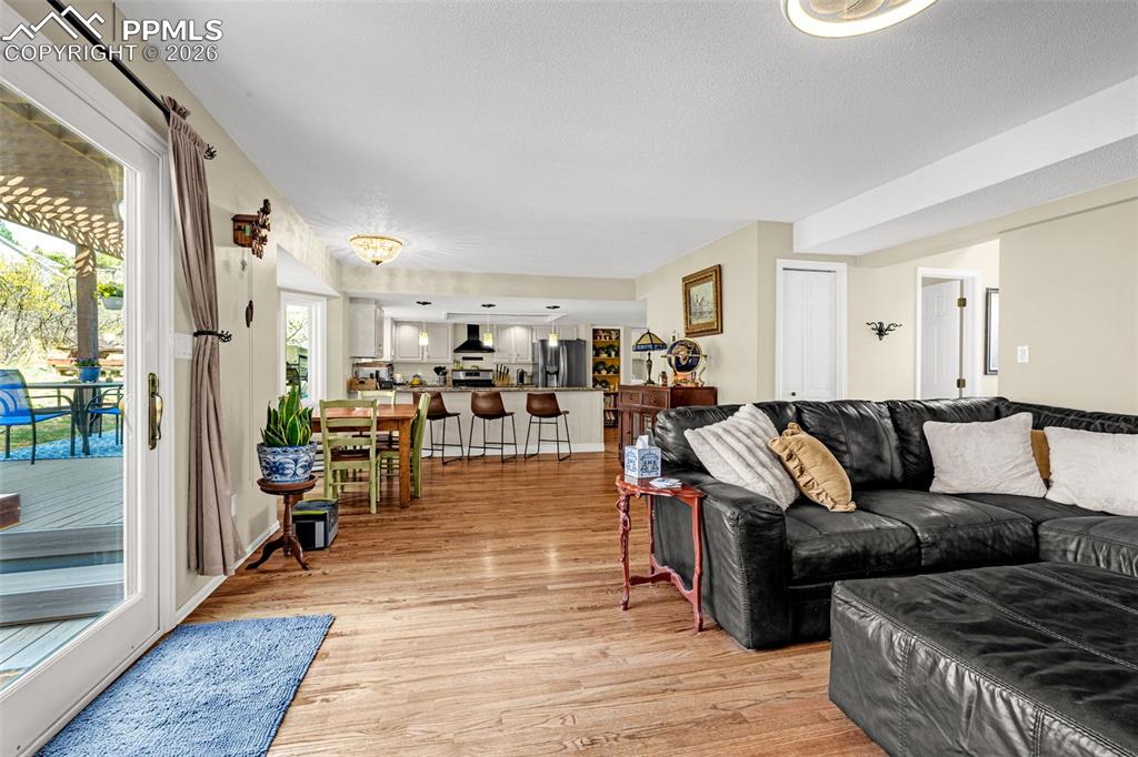 Image 14 of 41: Living Room