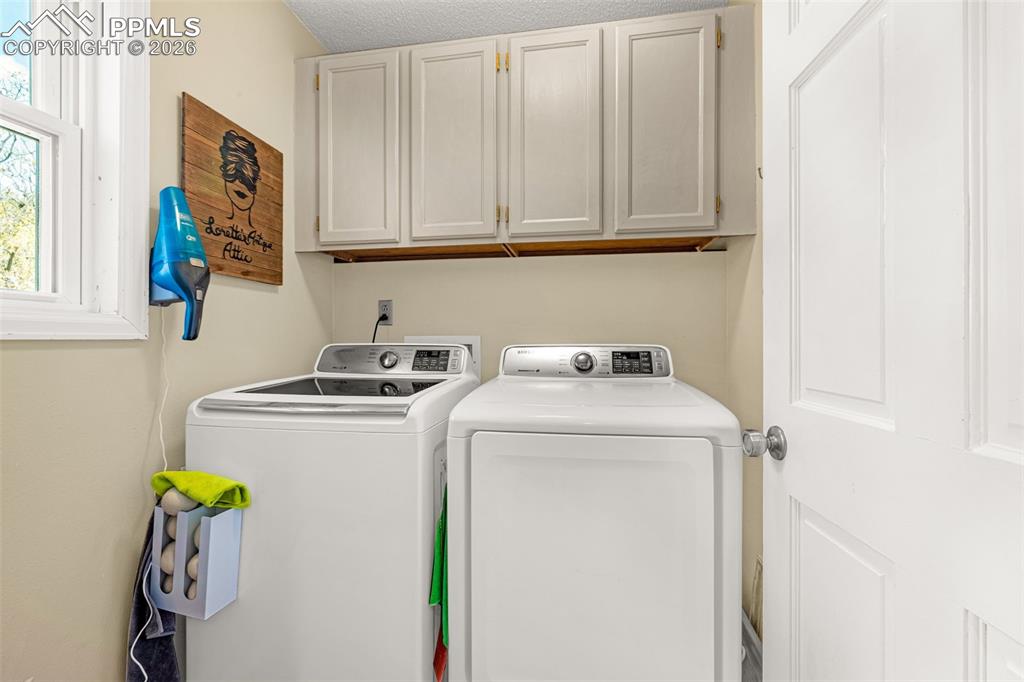 Image 15 of 41: Laundry