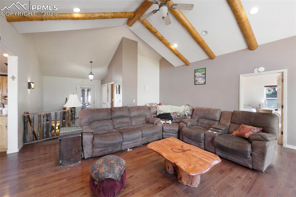 Image 5 of 39: Living Room