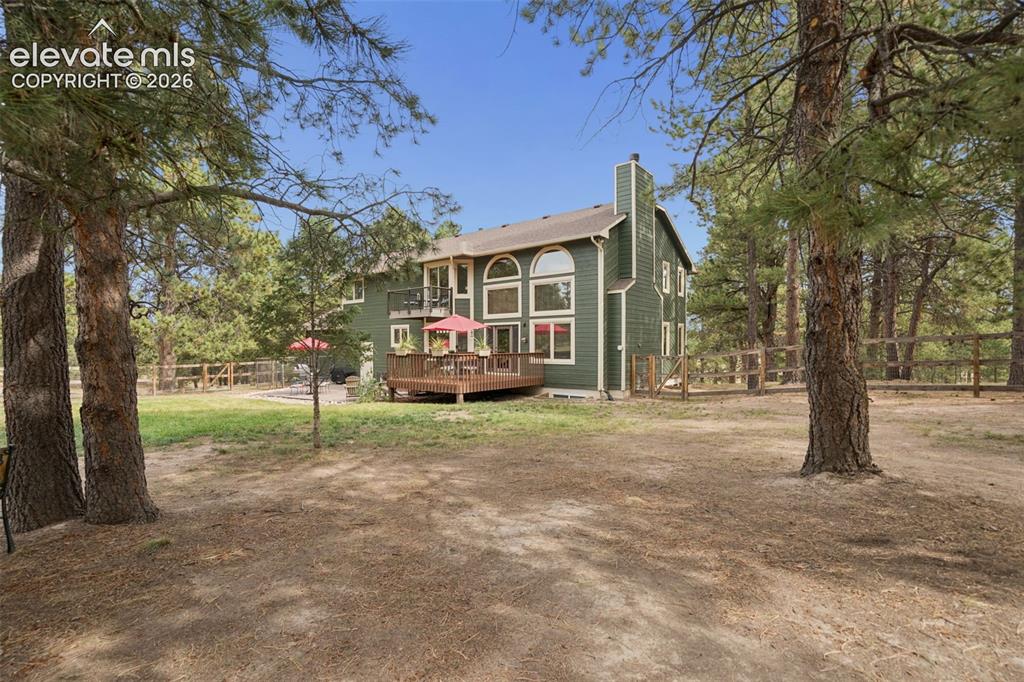Image 5 of 50: Sprawling Acreage For Your Enjoyment