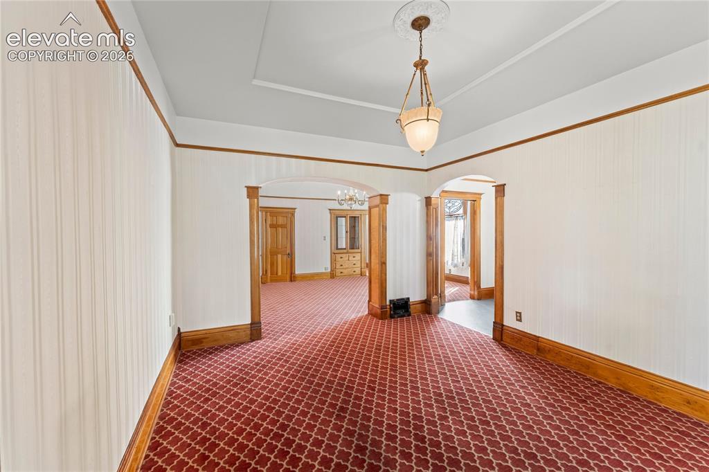 Image 9 of 47: Dining Room