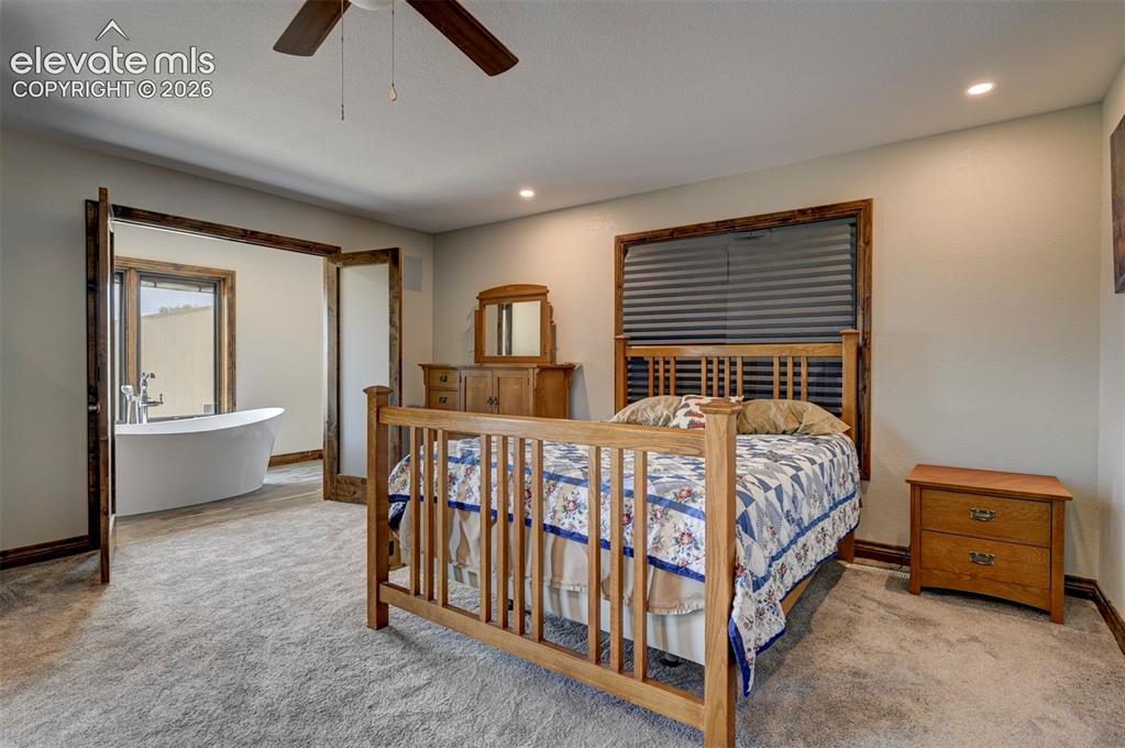 Image 18 of 42: Bedroom