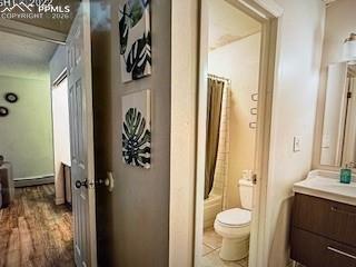 Image 15 of 21: Bathroom