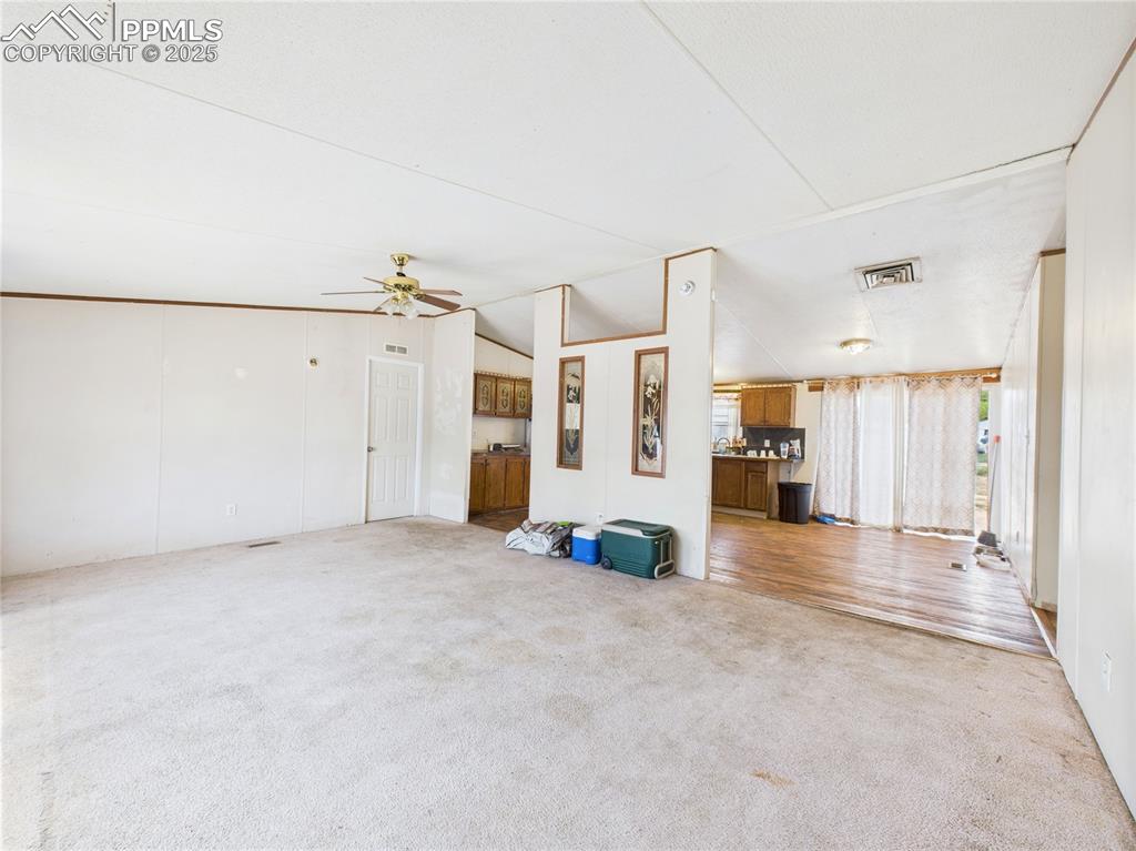 Image 4 of 37: Living Room