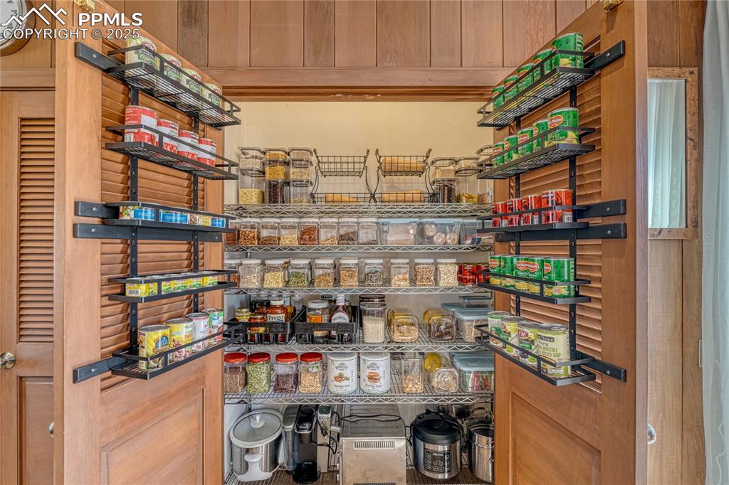 Image 14 of 37: Pantry