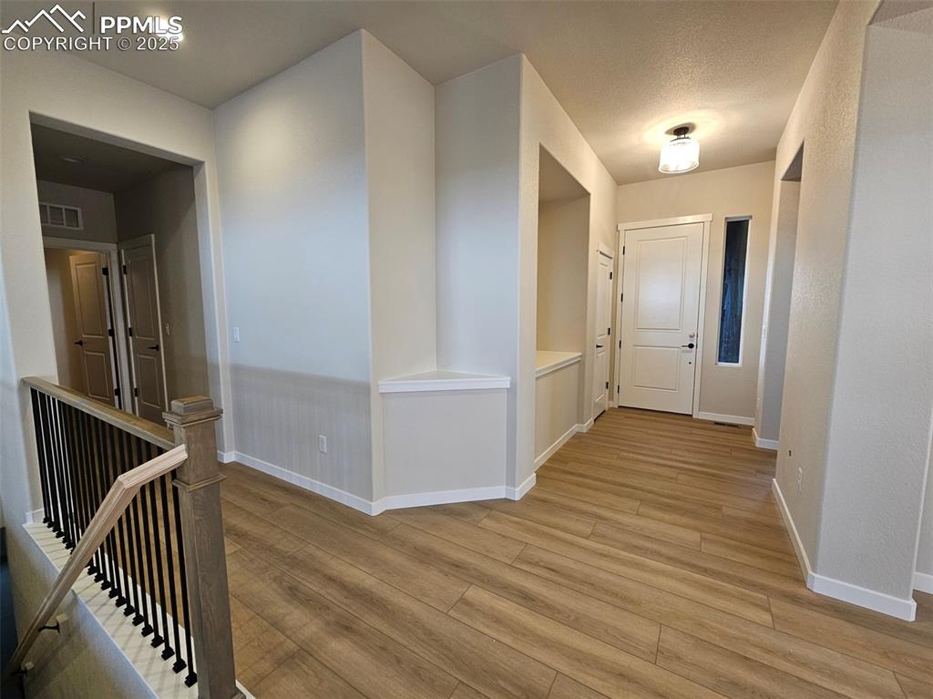 Image 5 of 24: View to front door