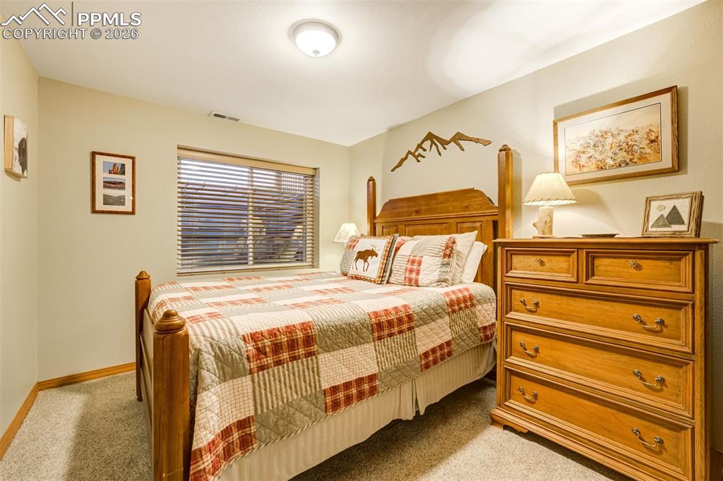 Image 44 of 50: Bedroom