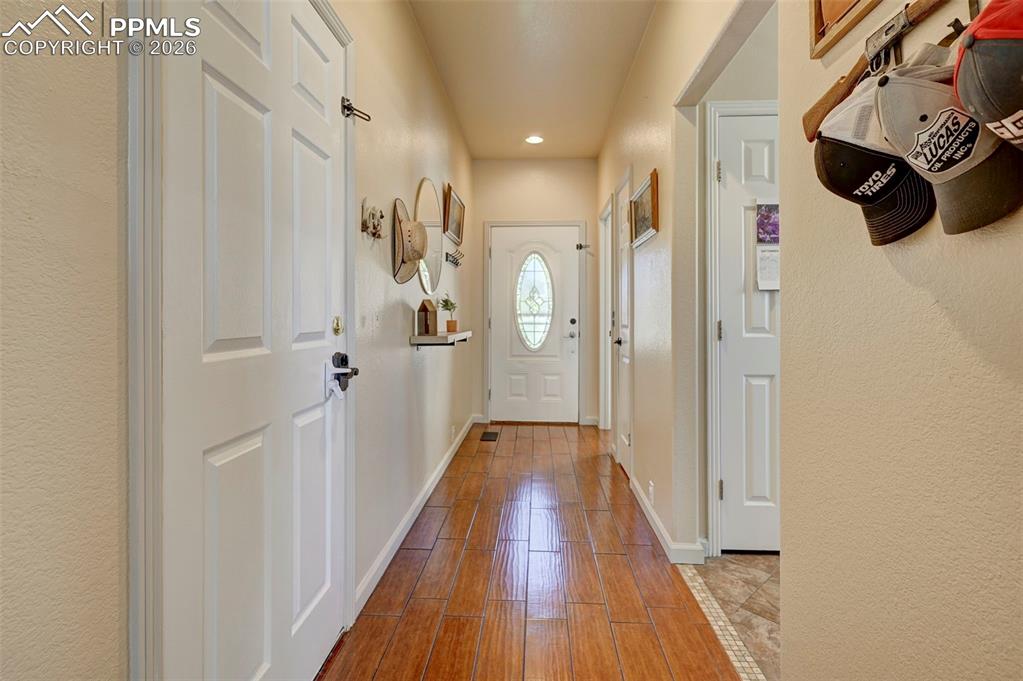 Image 2 of 22: Entry