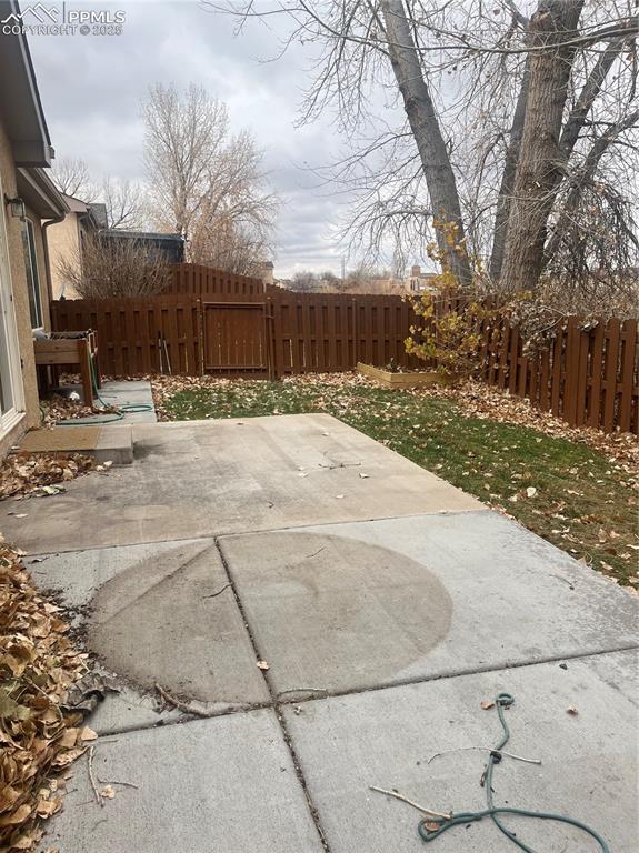 Image 26 of 26: Patio