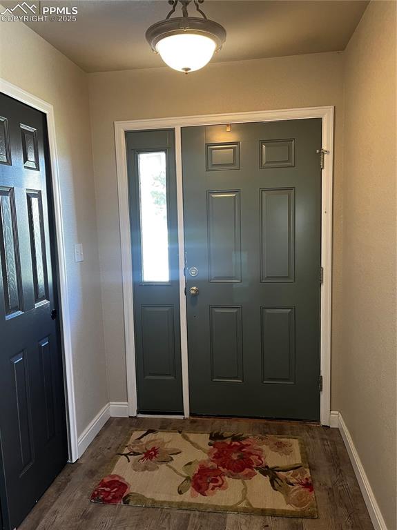 Image 3 of 26: Entry