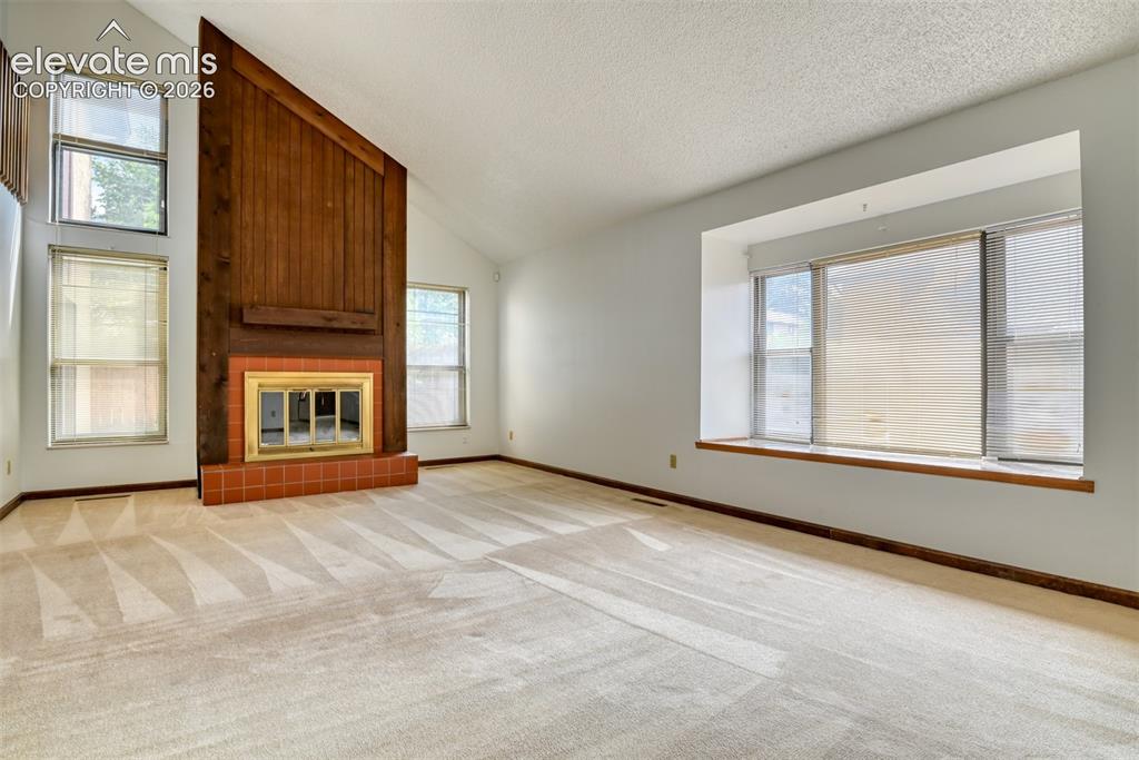 Image 7 of 38: Living Room