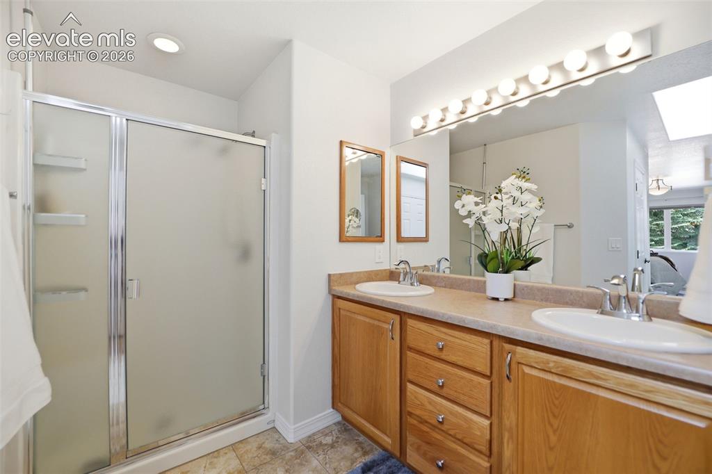 Image 20 of 25: Master Bathroom