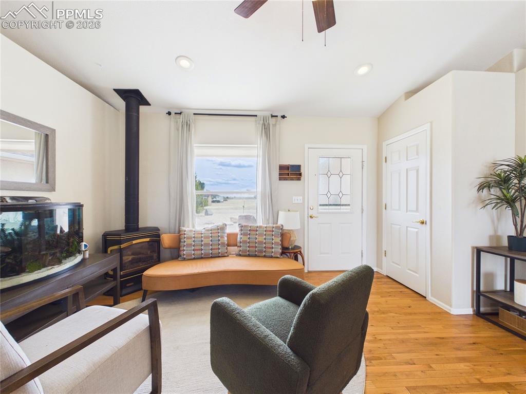 Image 7 of 47: Living Room