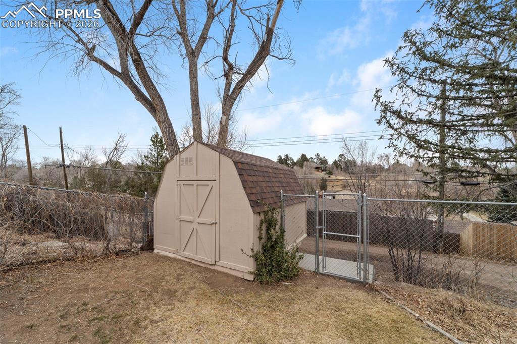 Image 15 of 50: Out Buildings