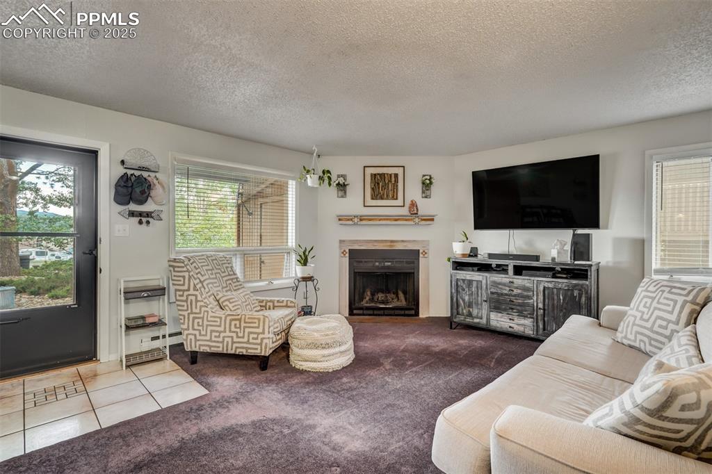 Image 6 of 28: Living Room