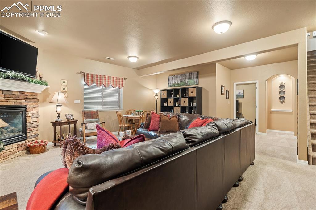 Image 25 of 36: Family Room