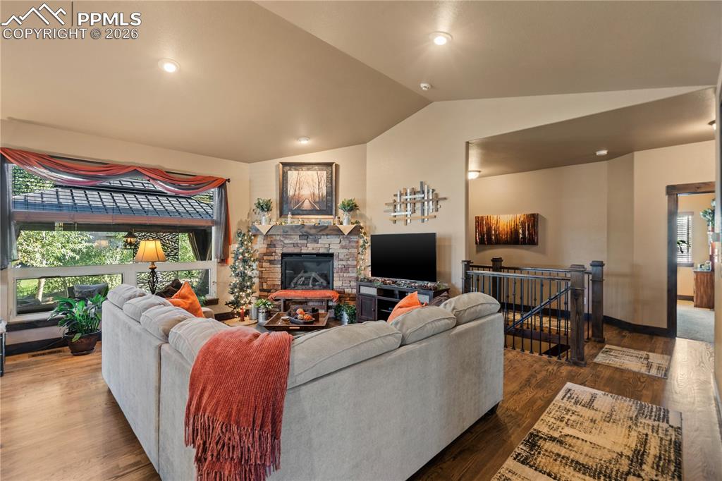 Image 7 of 36: Living Room