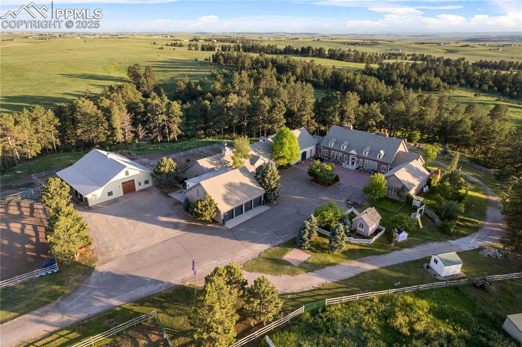 Caption: Thistle Hill Farm, rooted in the elegance of pure Georgian architecture, is a brilliant equestrian e