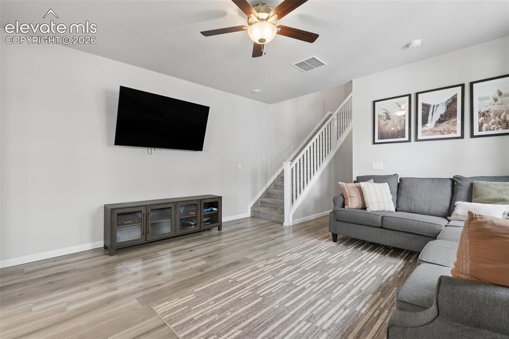 Image 8 of 40: Living Room