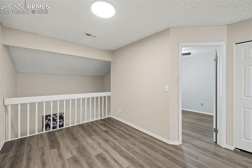 Image 18 of 29: Bonus Room