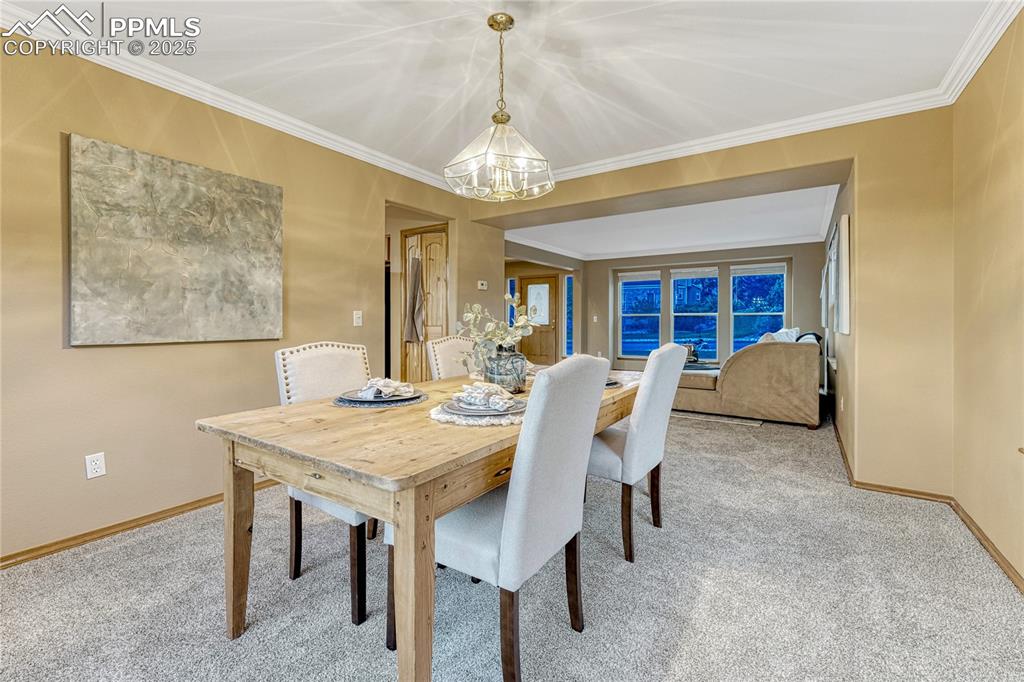 Image 14 of 50: Formal Dining