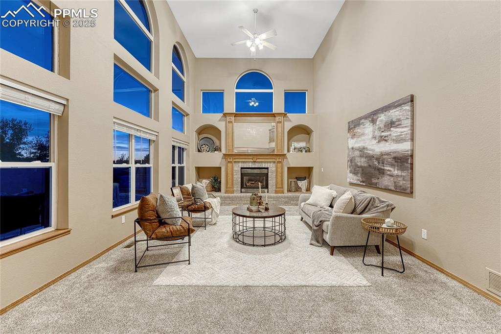 Image 21 of 50: Family Room