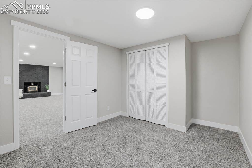 Image 16 of 29: Bedroom