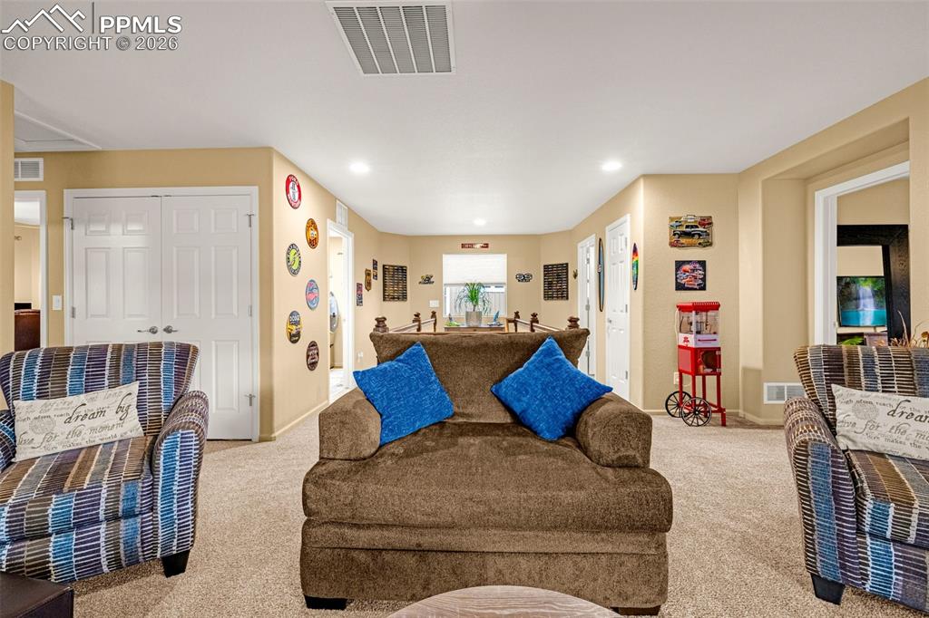 Image 17 of 42: Living Room