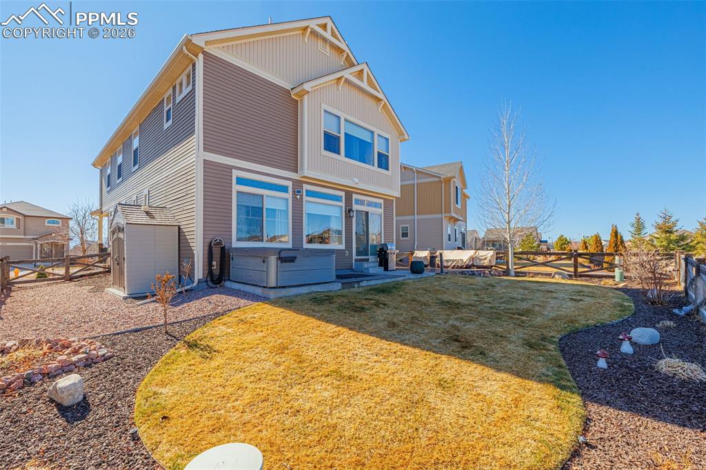 Image 30 of 42: Back of Structure