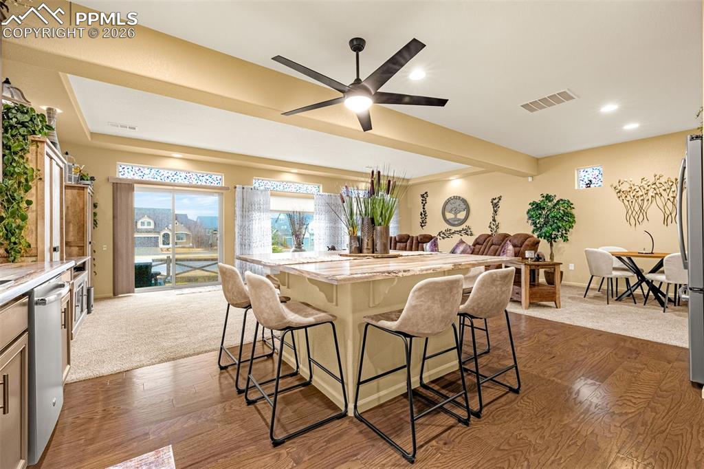 Image 8 of 42: Kitchen