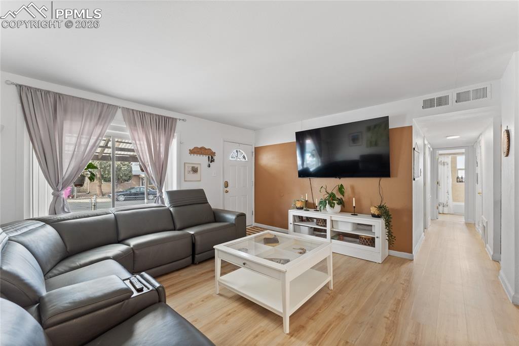 Image 7 of 35: Living Room