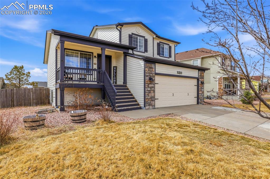 Image 2 of 32: Front of Structure