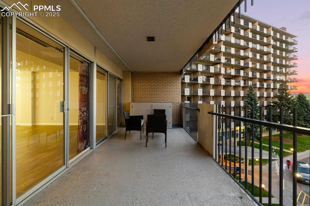 Image 34 of 43: Balcony