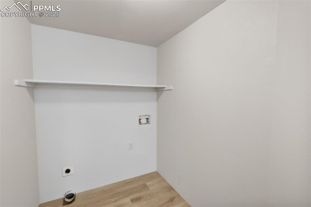 Image 16 of 50: Family Room