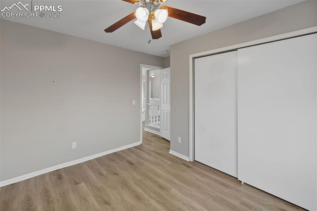 Image 29 of 50: Walk-In Closets