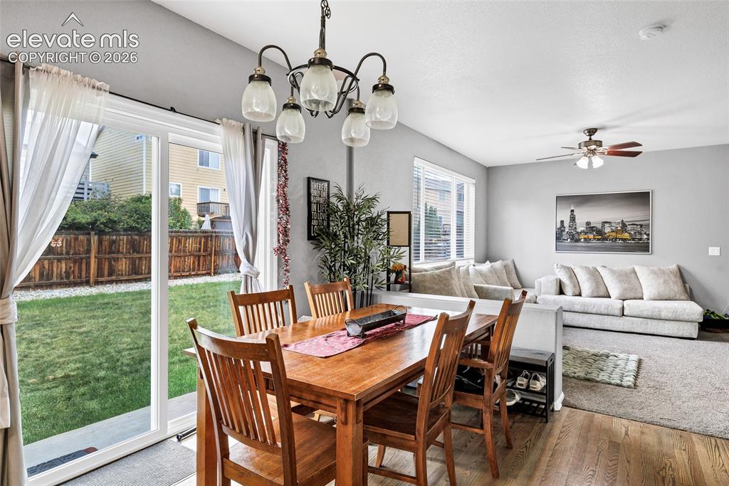Image 12 of 29: Dining Area