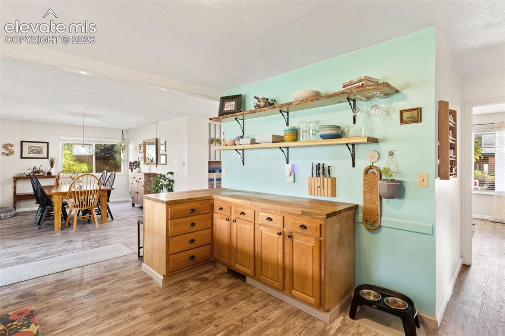 Image 11 of 43: Kitchen