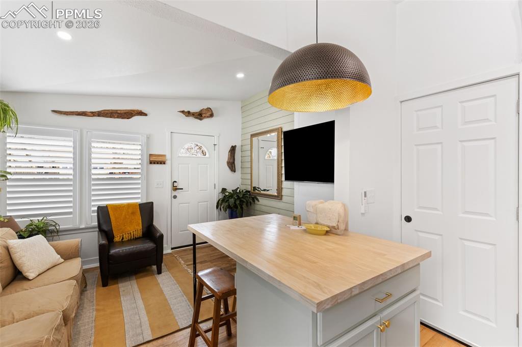 Image 6 of 38: Kitchen