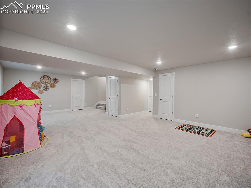 Image 39 of 50: Game Room