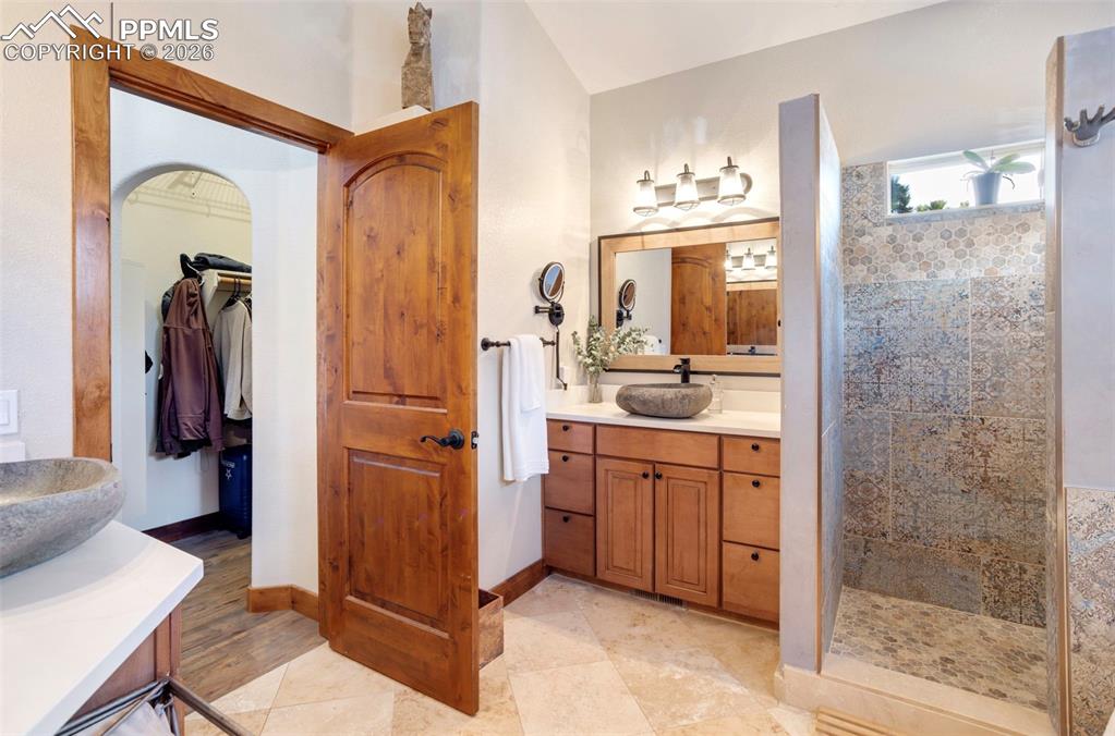 Image 26 of 49: Primary bathroom