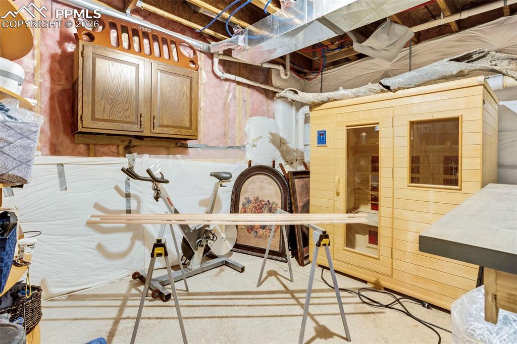 Image 41 of 49: Storage room