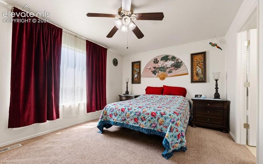 Image 10 of 43: Bedroom
