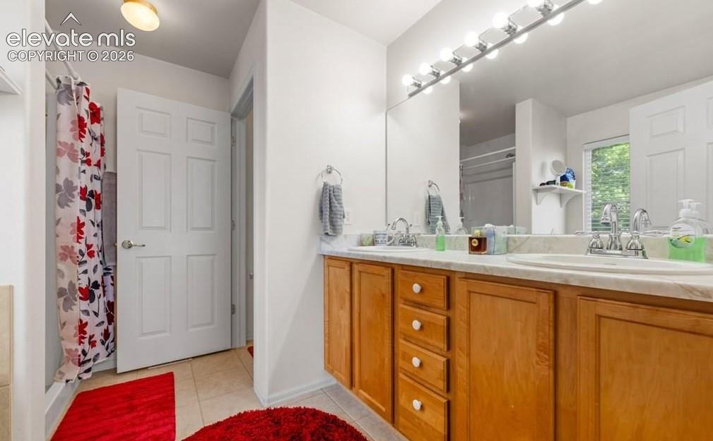 Image 12 of 43: Bathroom