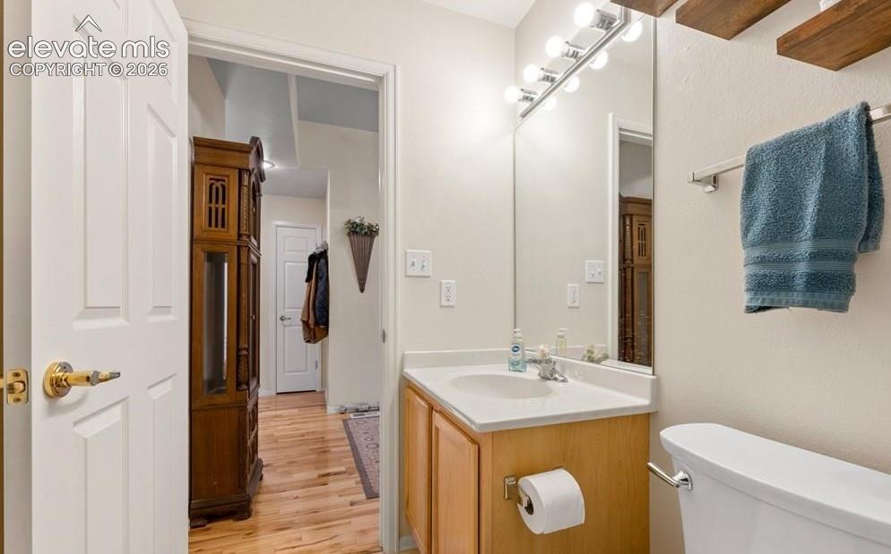 Image 19 of 43: Bathroom